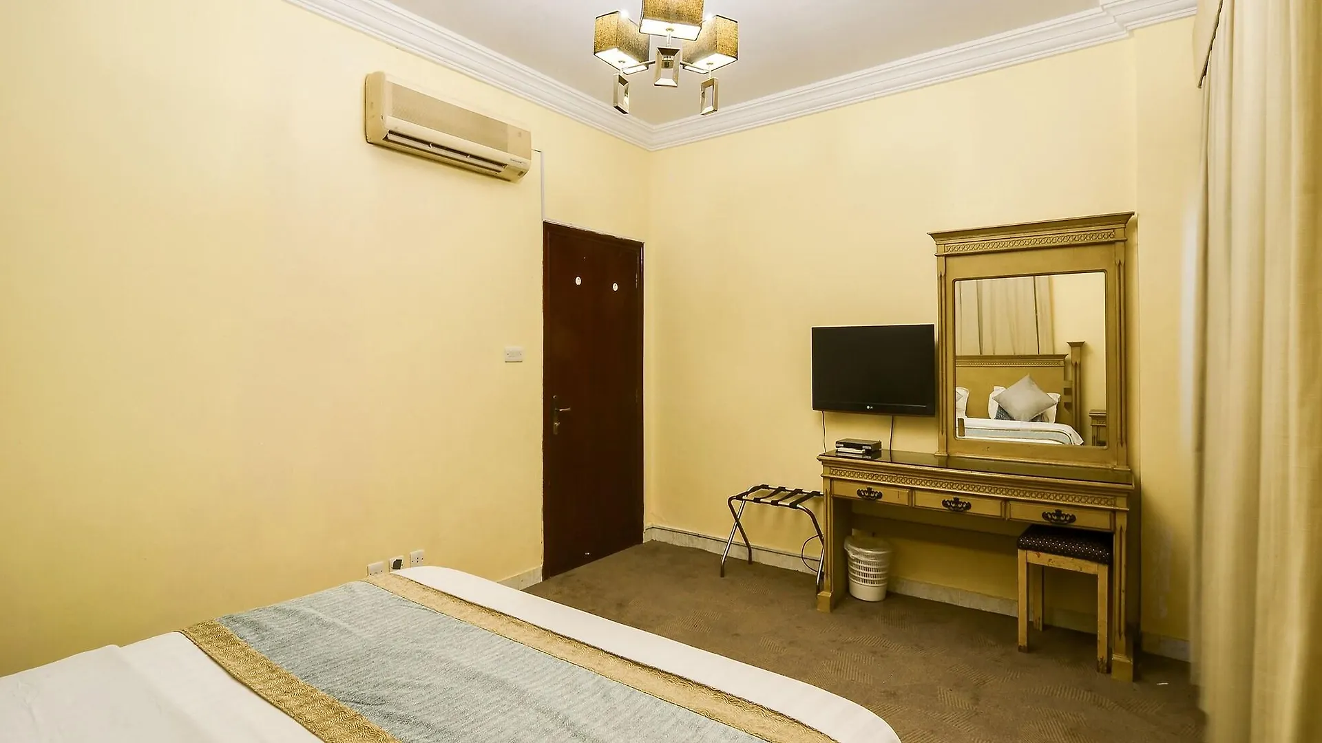 *** Отель Al Hamra Palace Aparthotel Falastin Джедда Саудовская Аравия