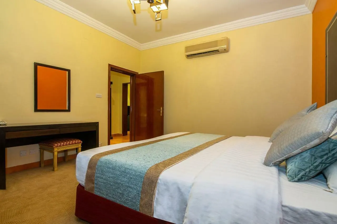 Al Hamra Palace Aparthotel Falastin Джедда 3*,